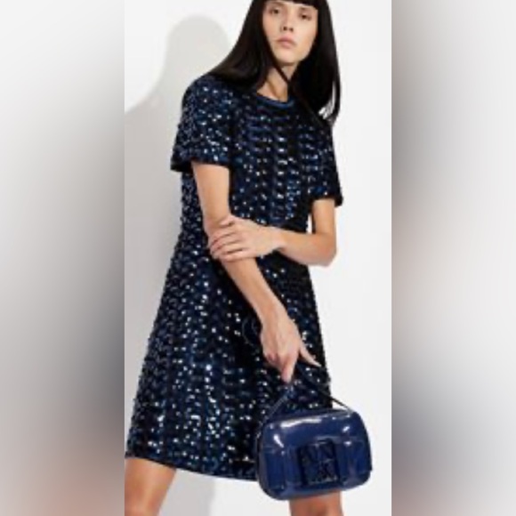 Brand New ARMANI EXCHANGE
Shop Armani Exchange Sequin-embellished Shift Dress - Picture 5 of 9